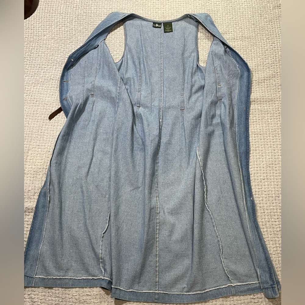 Vintage Chambray Button-Front Midi Dress with Belt - Picture 6 of 14